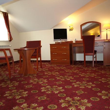 Hotel Relaks Wola Ducka Ngoại thất bức ảnh