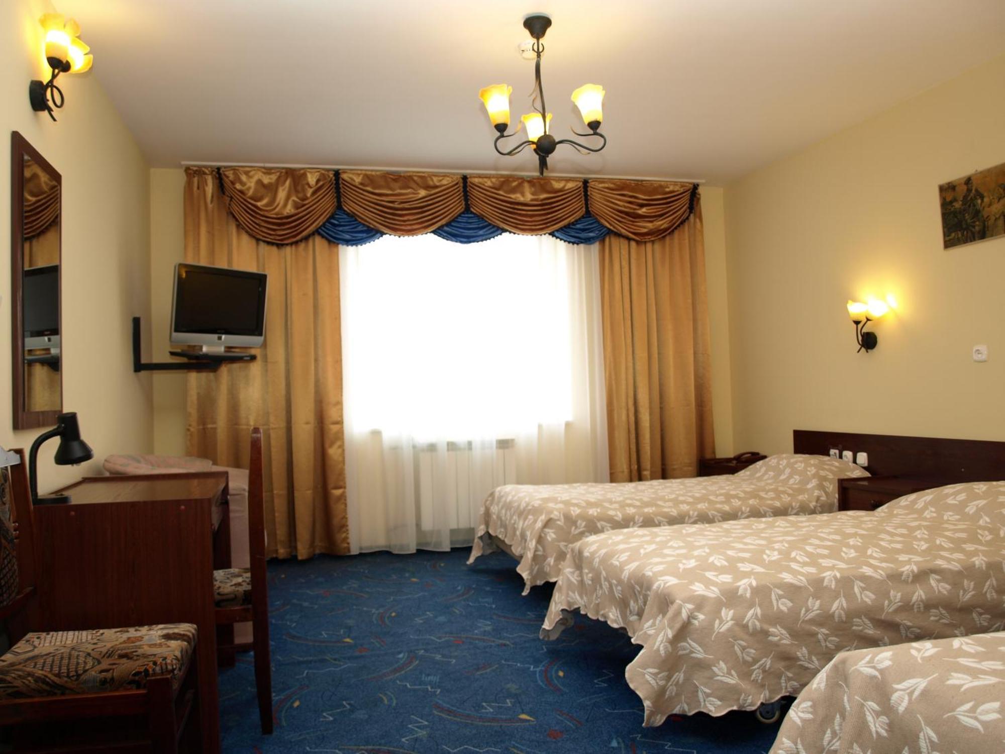 Hotel Relaks Wola Ducka Ngoại thất bức ảnh