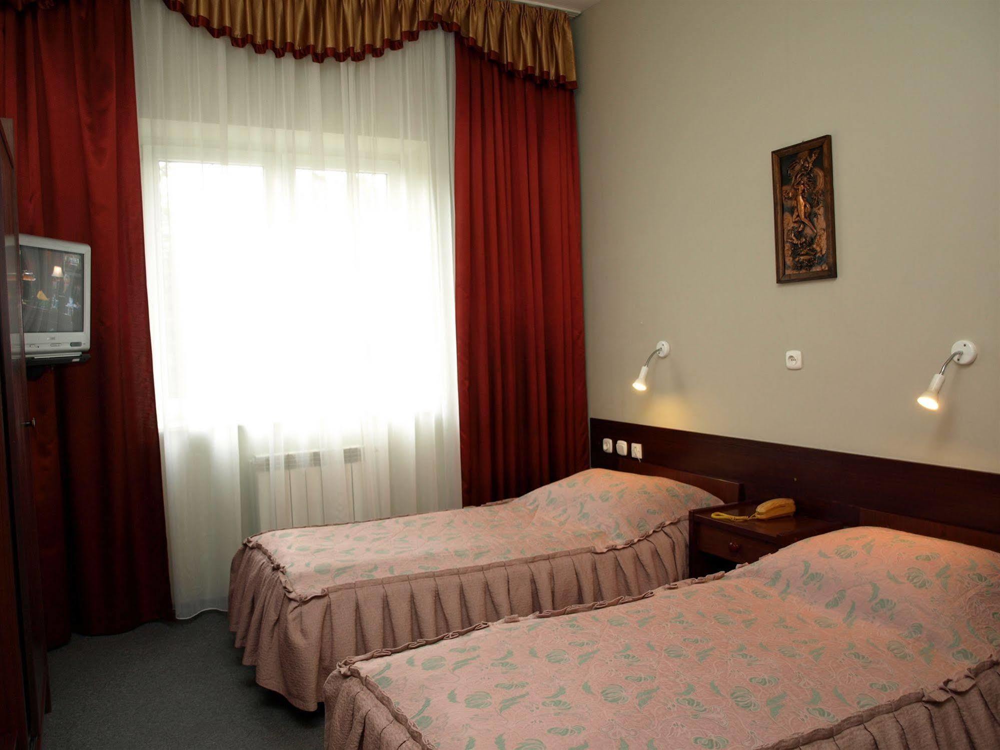 Hotel Relaks Wola Ducka Ngoại thất bức ảnh